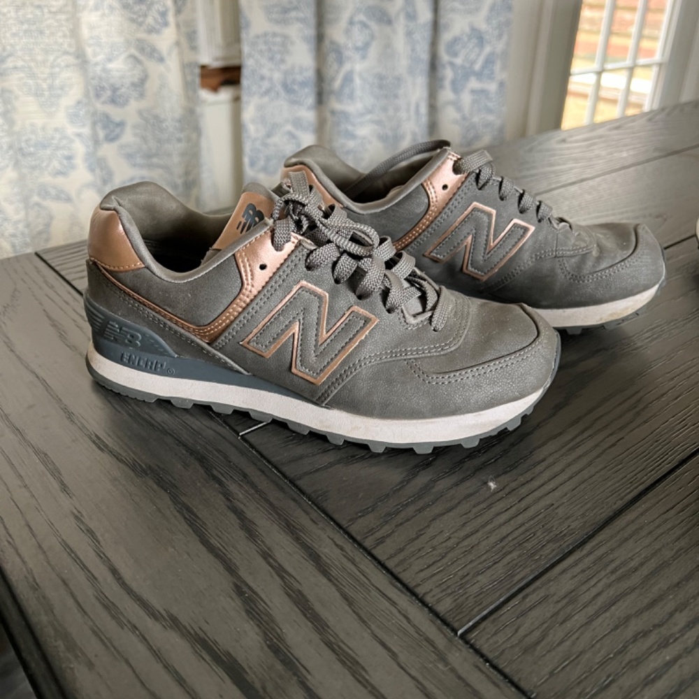 New Balance - Picture 4 of 4